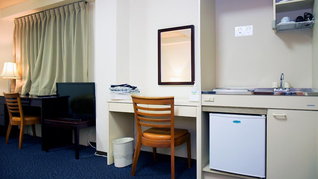 Business Hotel Shuttle Kumamoto Esterno foto