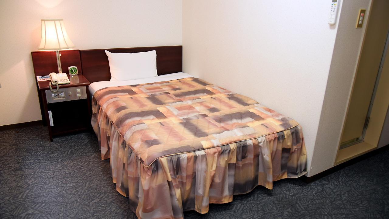 Business Hotel Shuttle Kumamoto Esterno foto