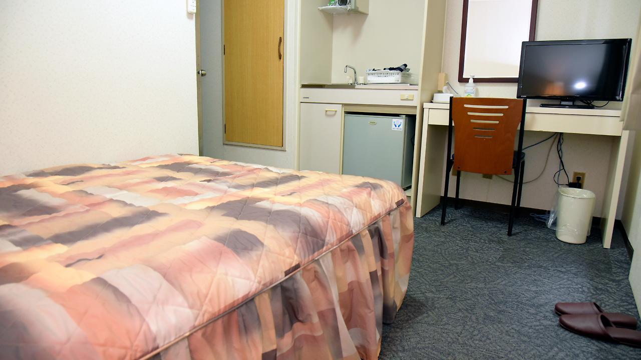 Business Hotel Shuttle Kumamoto Esterno foto