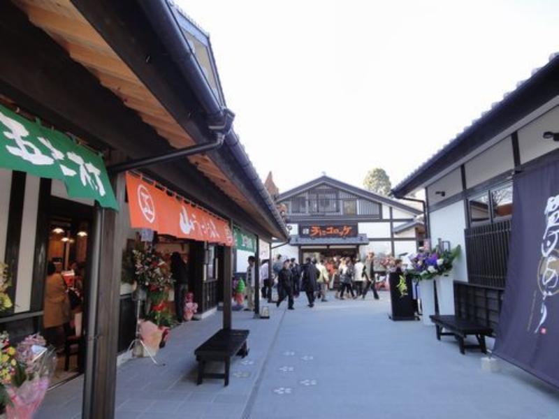 Business Hotel Shuttle Kumamoto Esterno foto